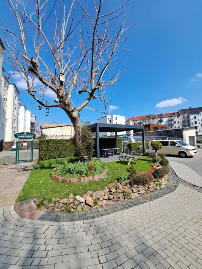 Space Hotel Im Campus Der Jvp Schule Lipsko Exteriér fotografie